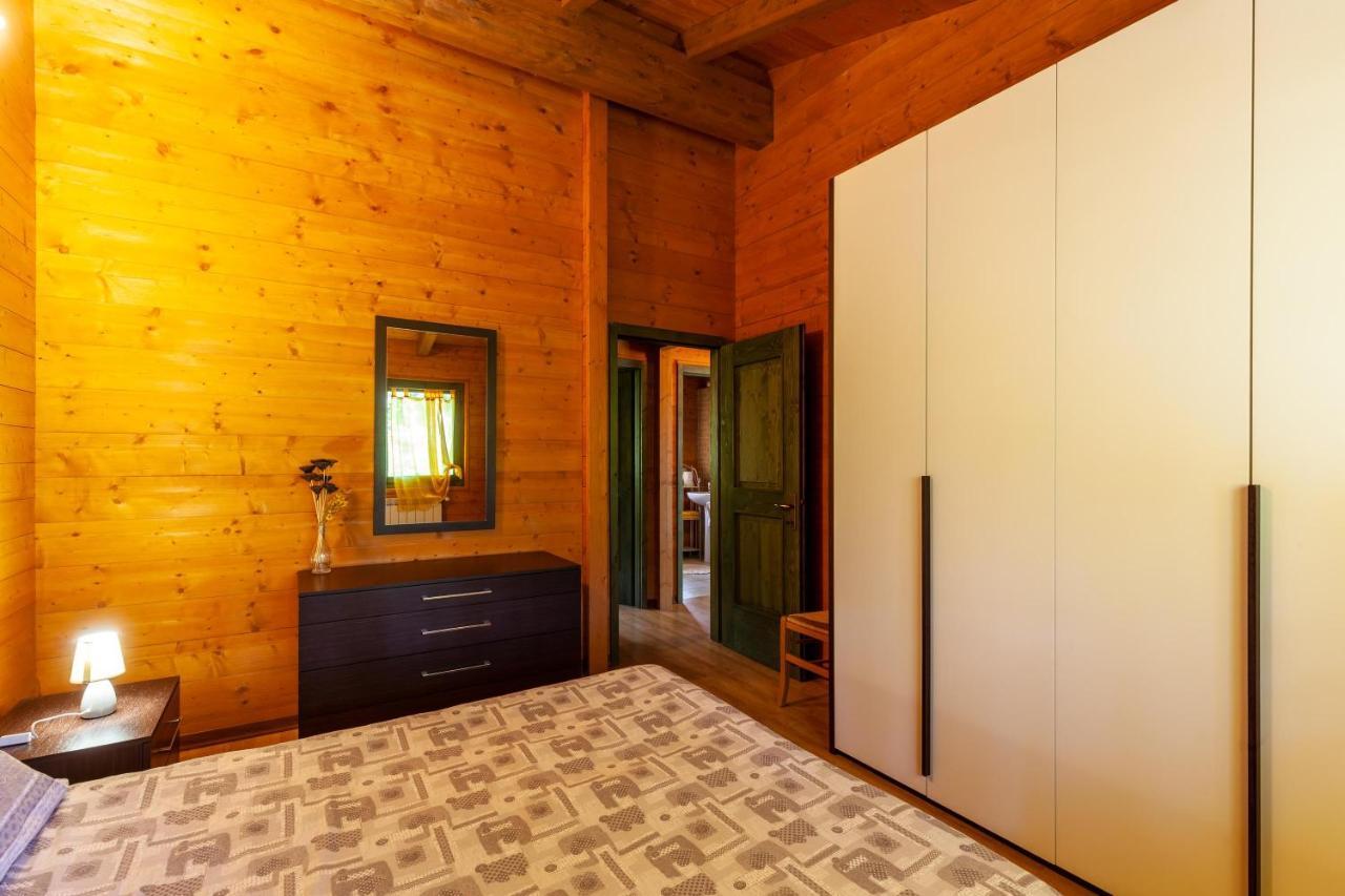 Villaggio Anemone - Chalet Mirtillo Capanne di Sillano Luaran gambar